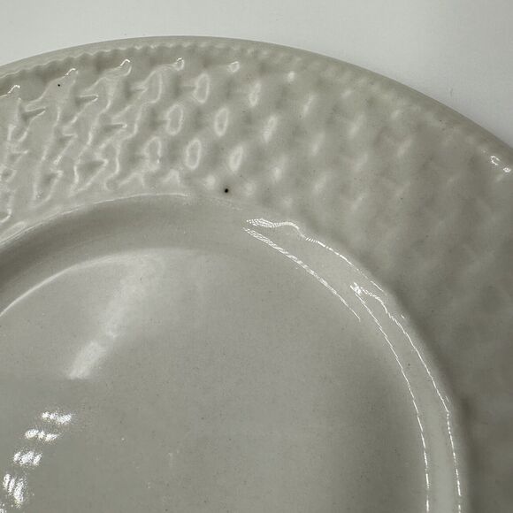 Set of Two Oneida Westerly Basket White Cup & Saucer Sets Cottage Core Tea Party - Picture 4 of 5